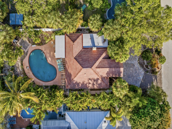 Lido Key Vacation Home with 2 Bedroom and Private Pool